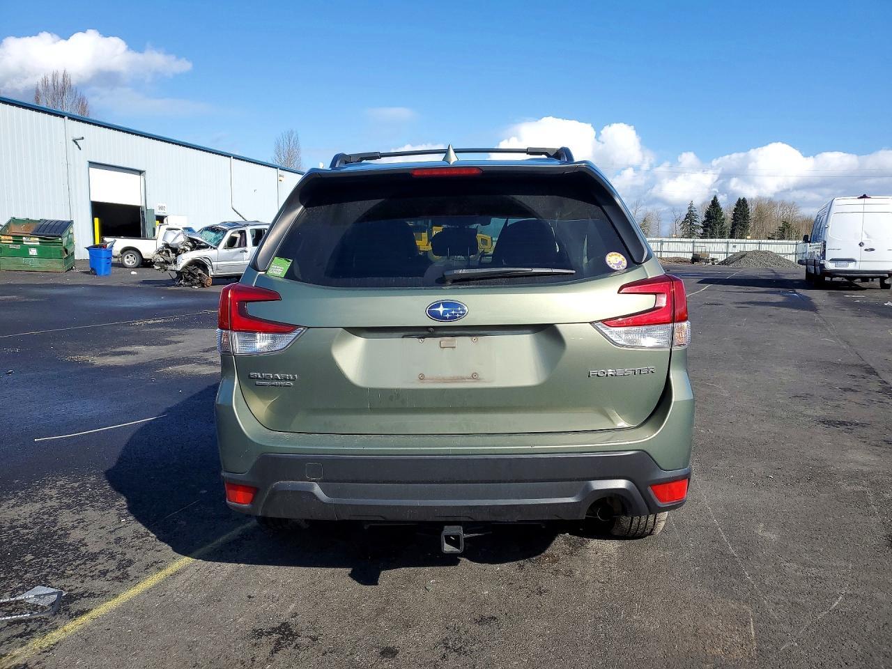 2019 SUBARU FORESTER