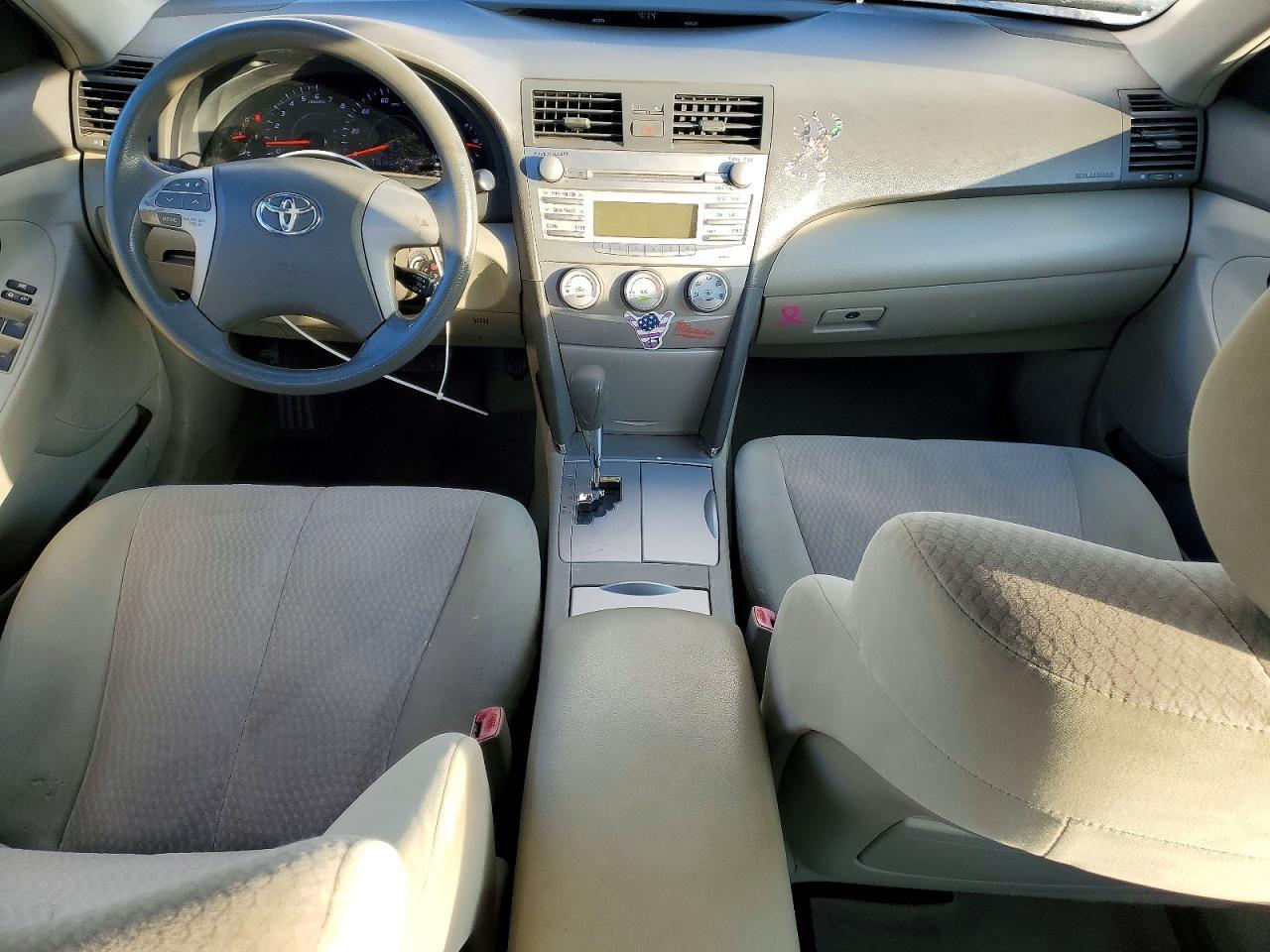 2011 TOYOTA CAMRY