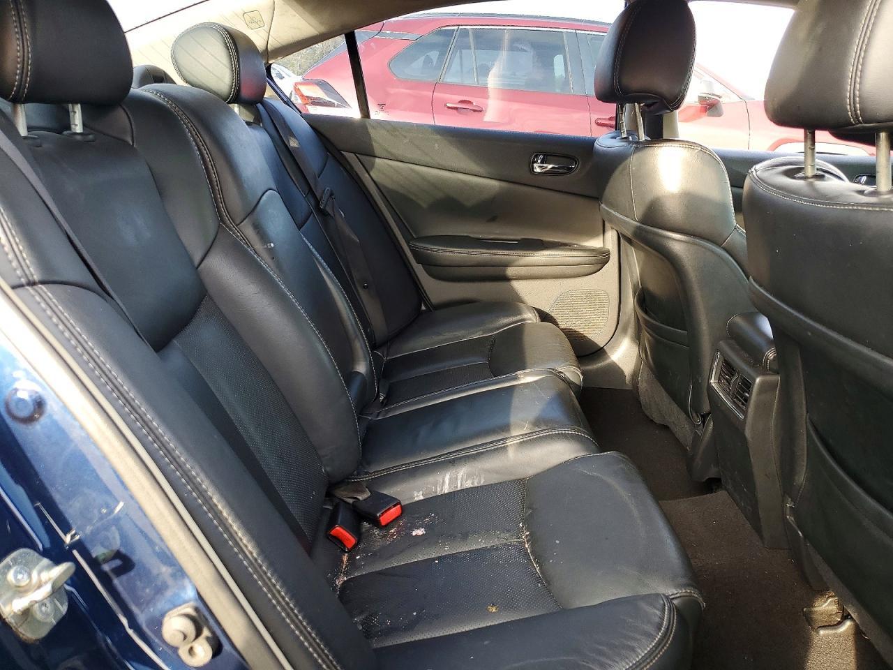 2014 NISSAN Maxima