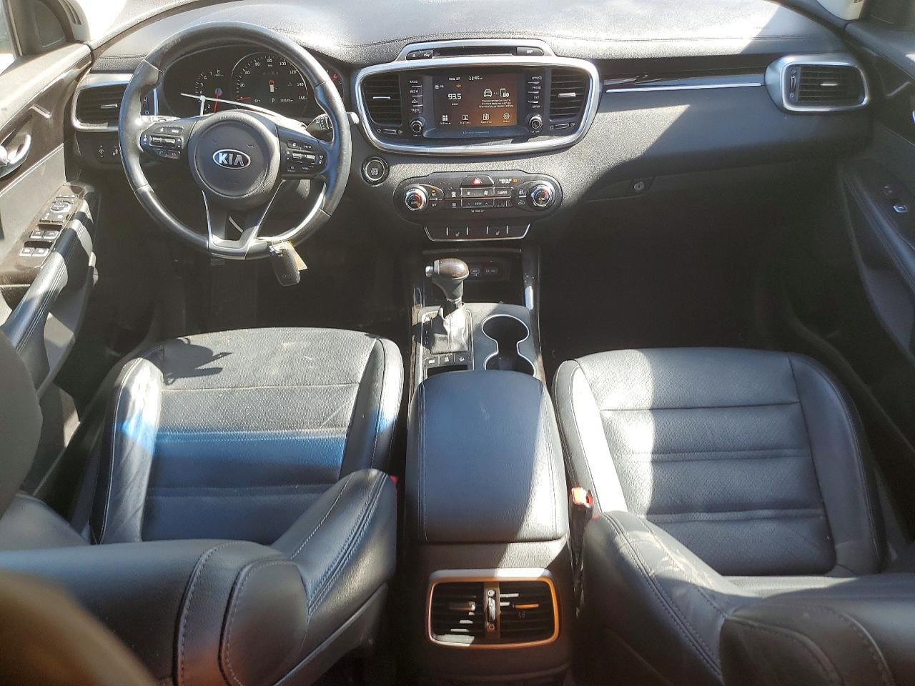 2018 KIA SORENTO