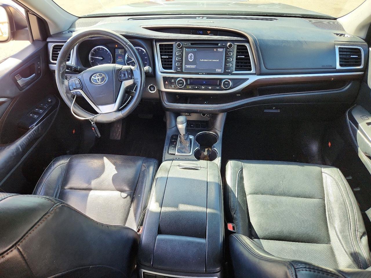 2015 TOYOTA HIGHLANDER