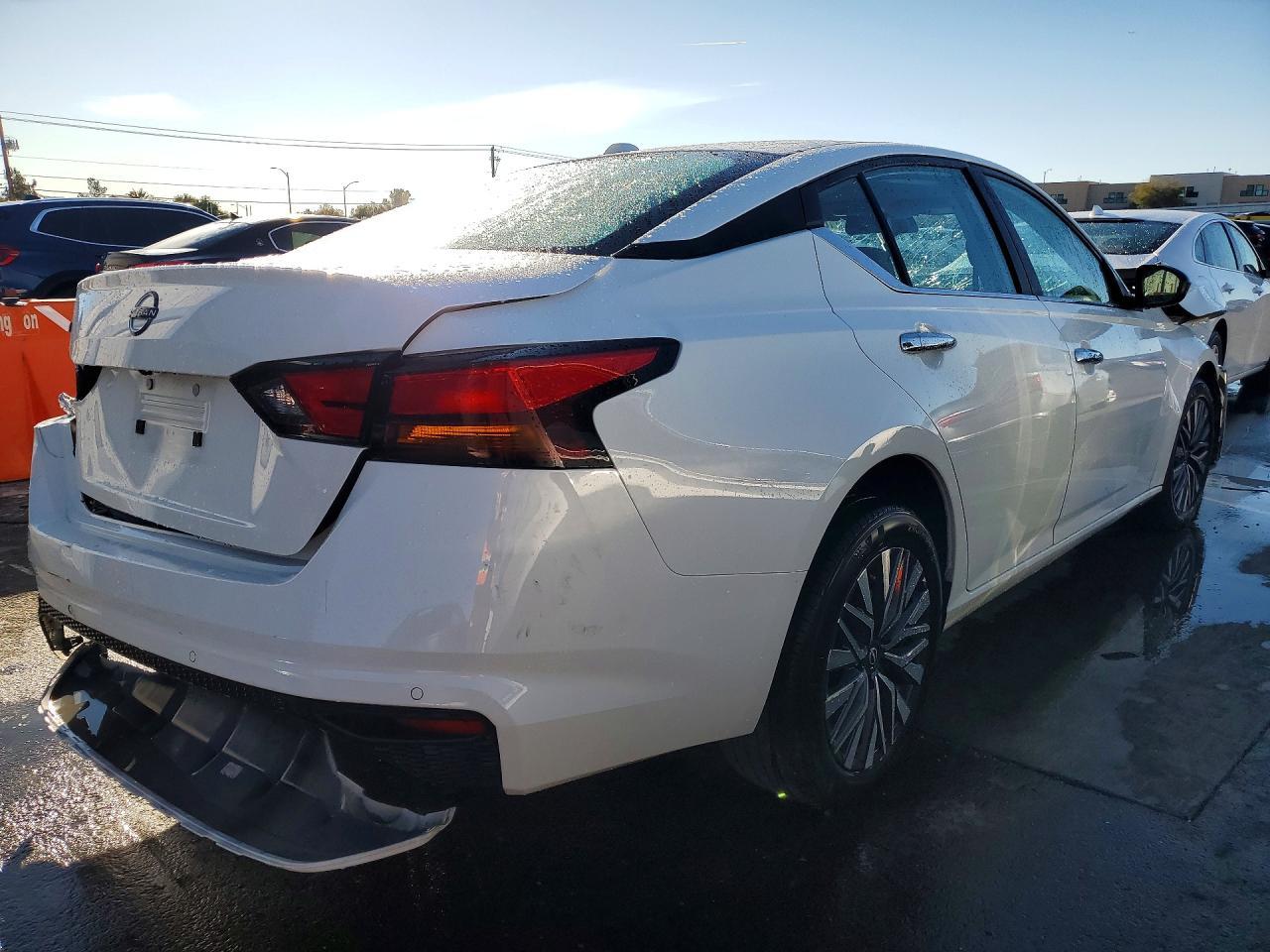 2025 NISSAN ALTIMA
