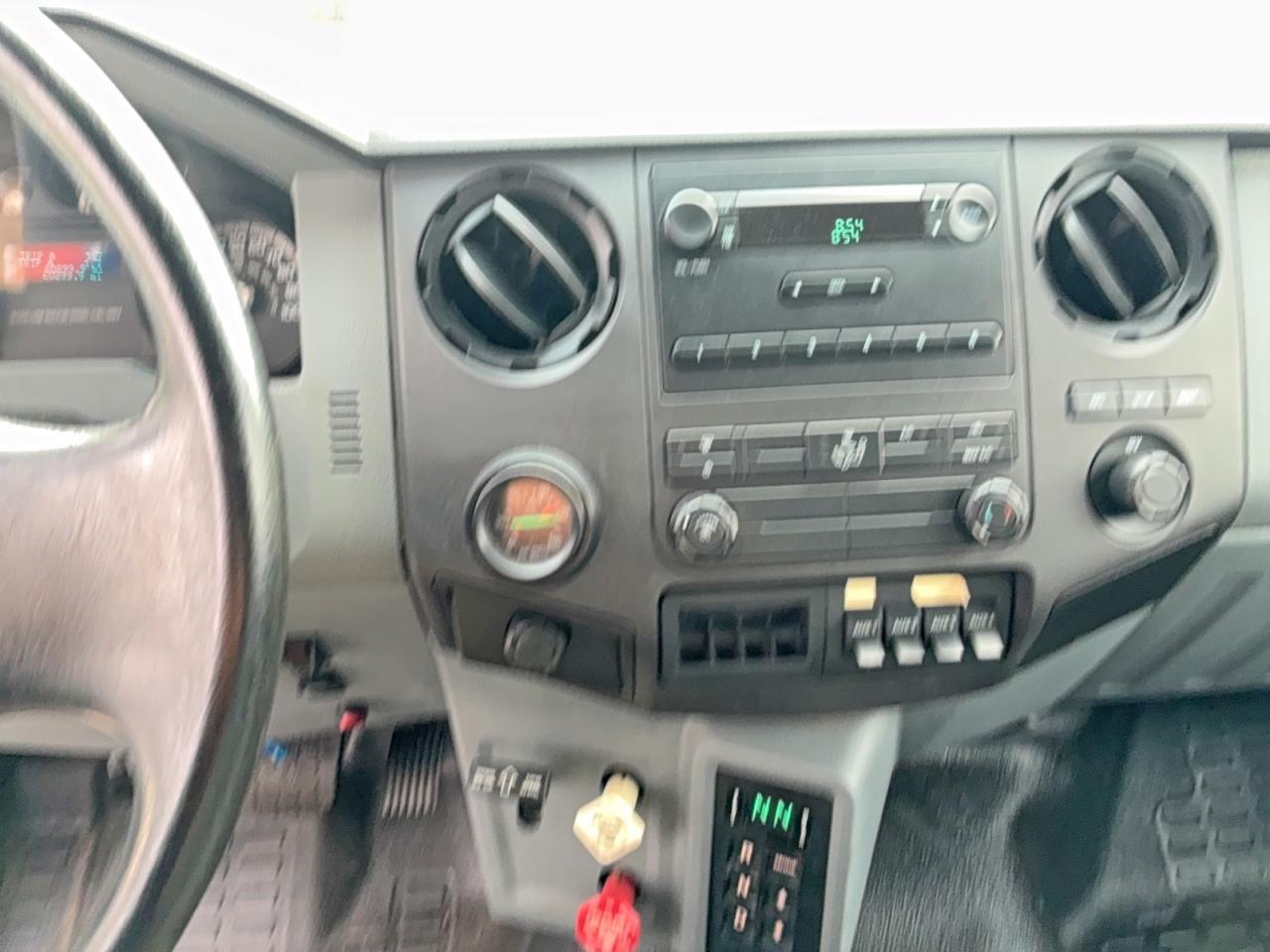 2011 FORD F-750