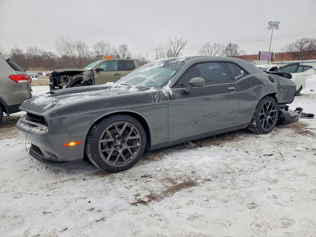 2017 DODGE Challenger