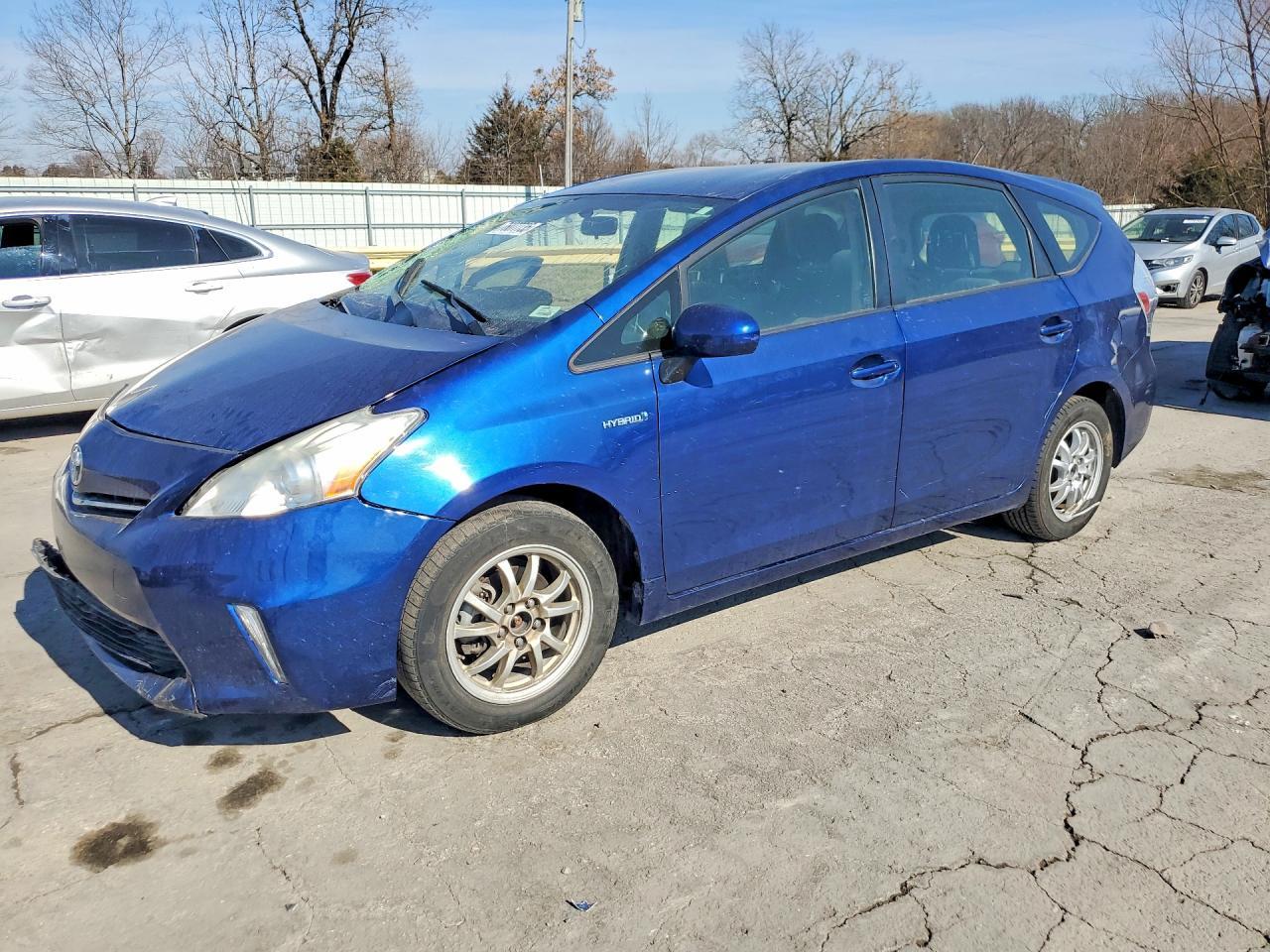 2012 TOYOTA PRIUS V