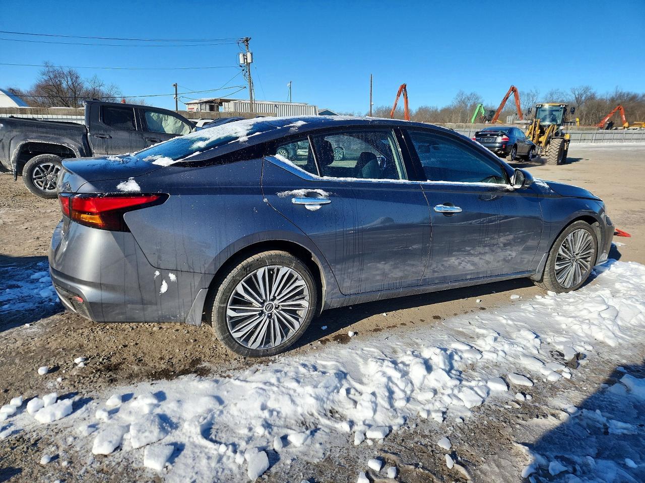 2024 NISSAN ALTIMA