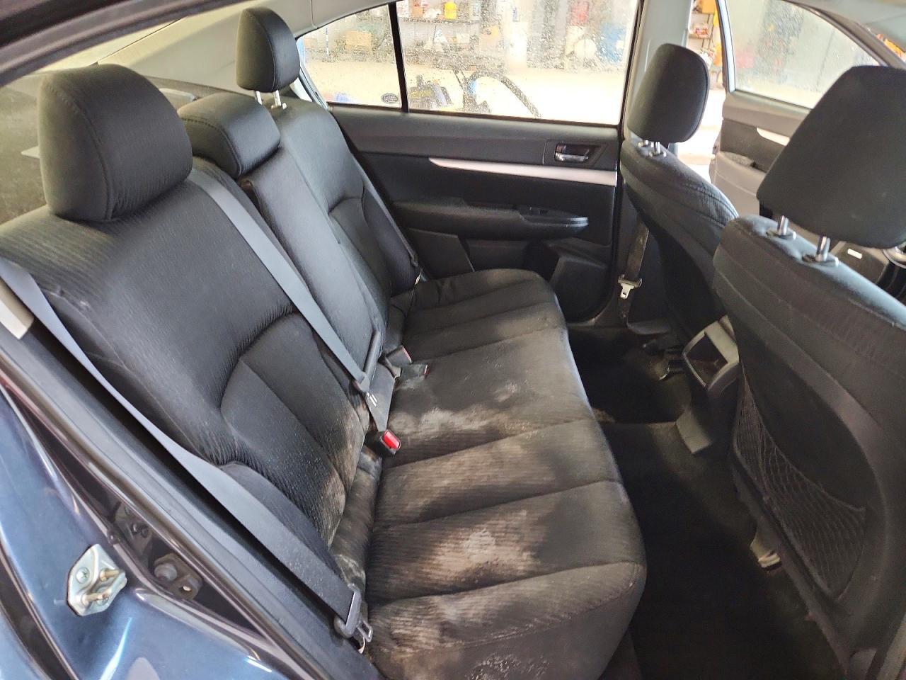 2011 SUBARU Legacy