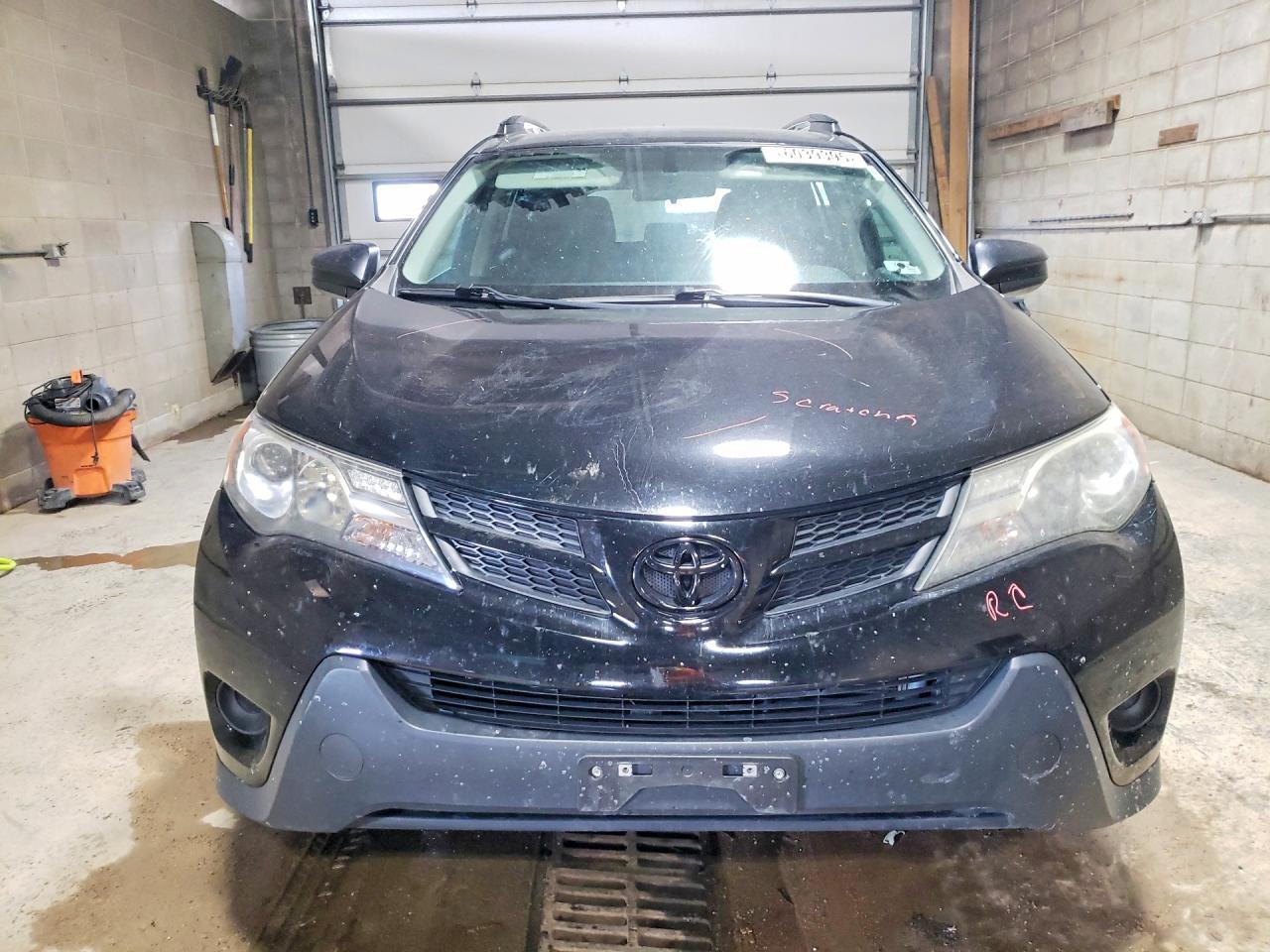 2015 TOYOTA RAV4