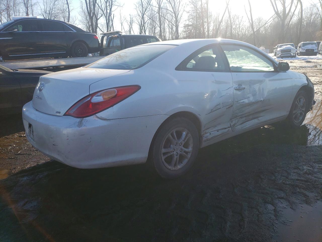 2004 TOYOTA CAMRY
