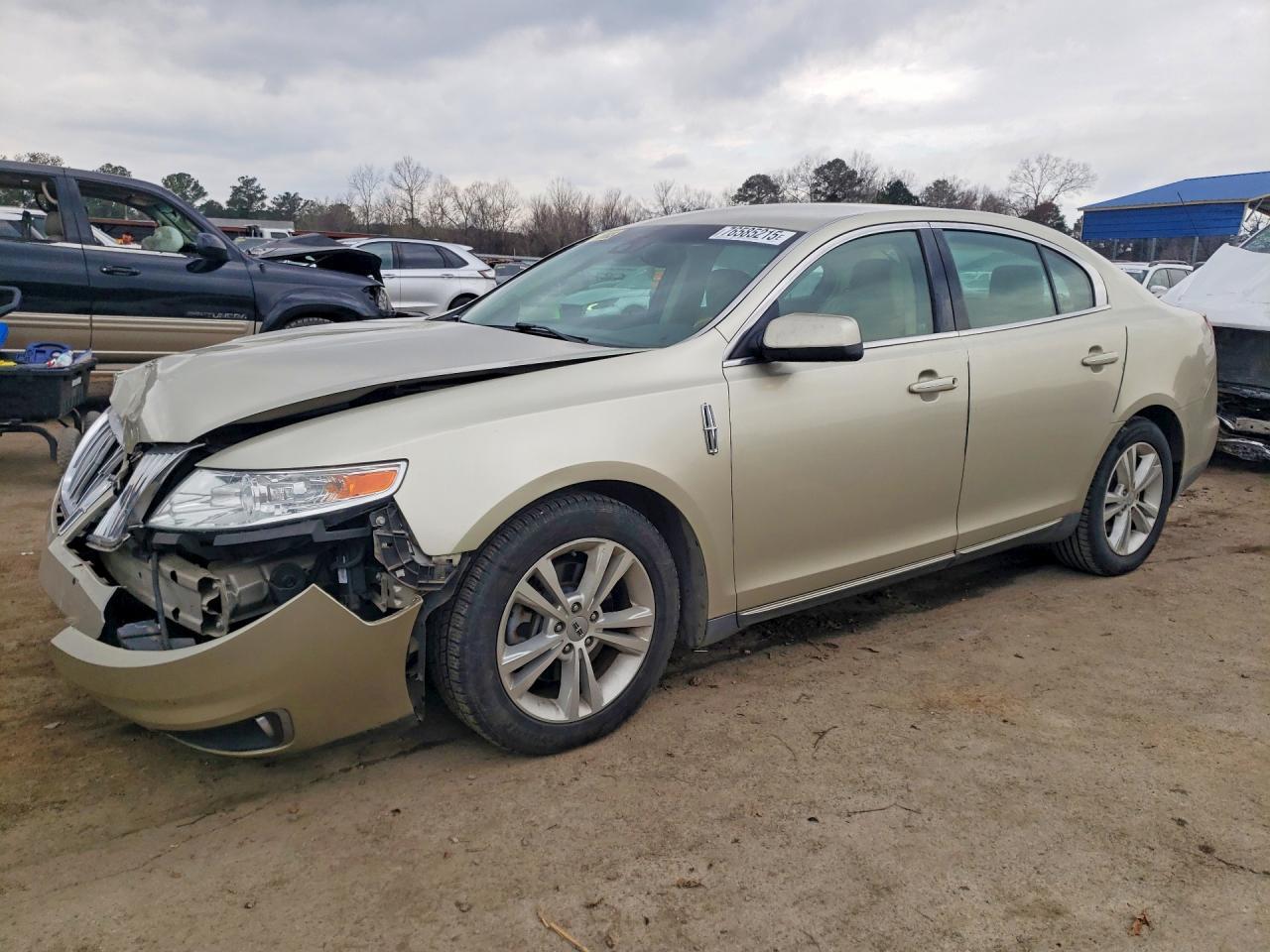 2010 LINCOLN MKS
