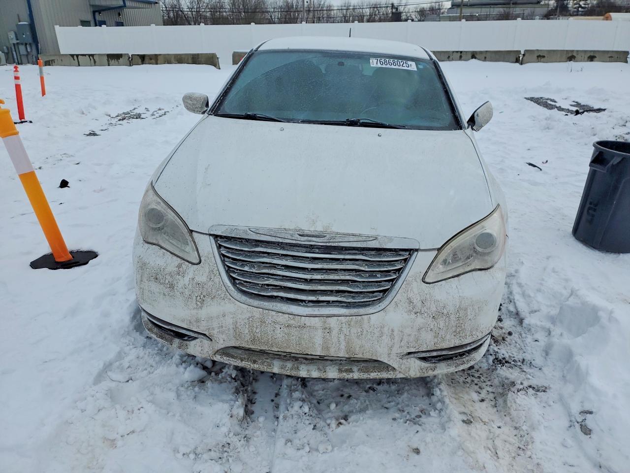 2014 CHRYSLER 200