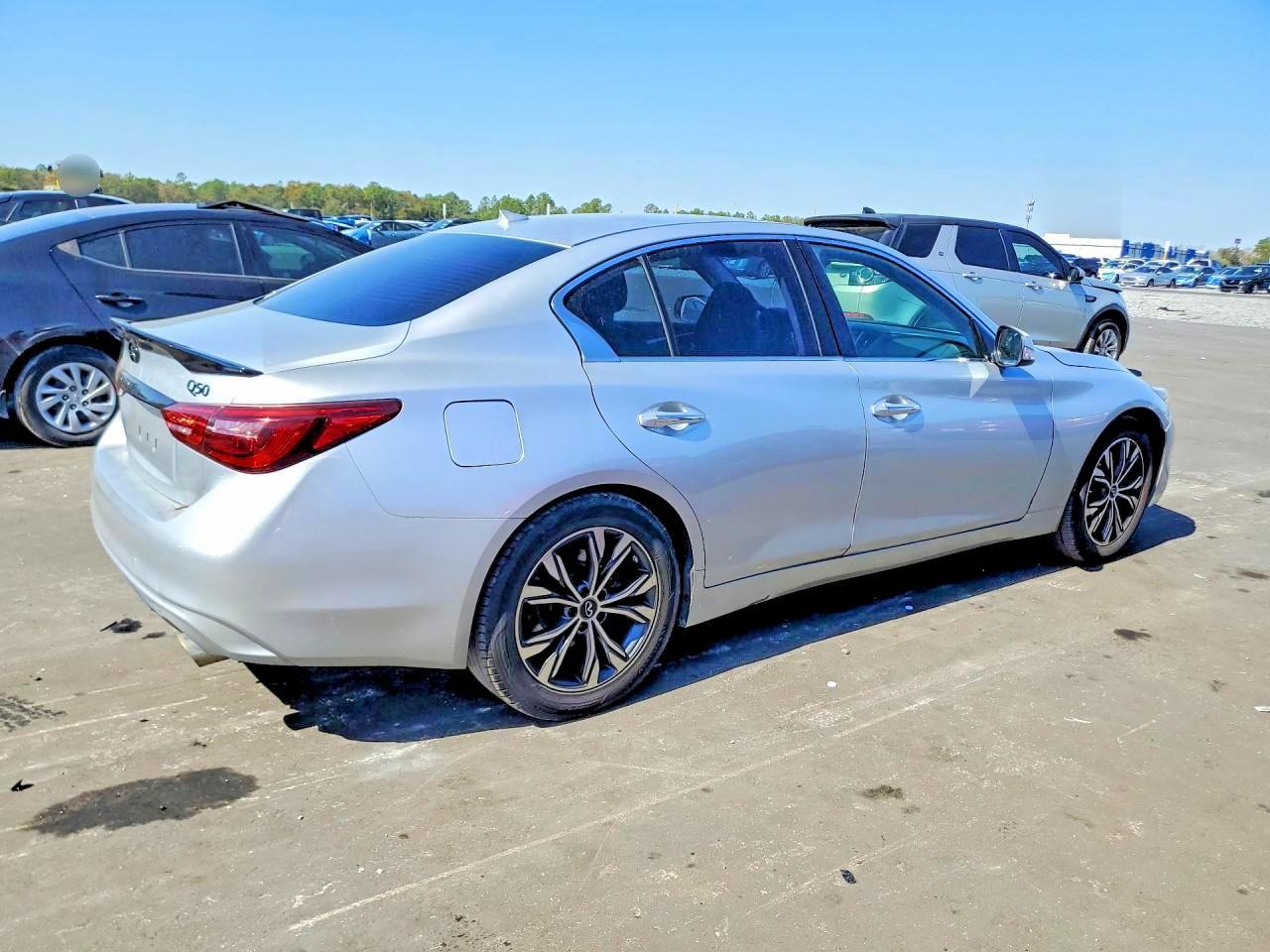 2018 INFINITI Q50