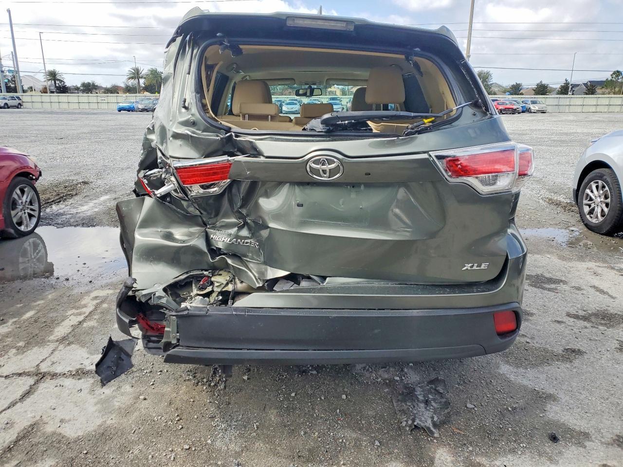 2015 TOYOTA HIGHLANDER