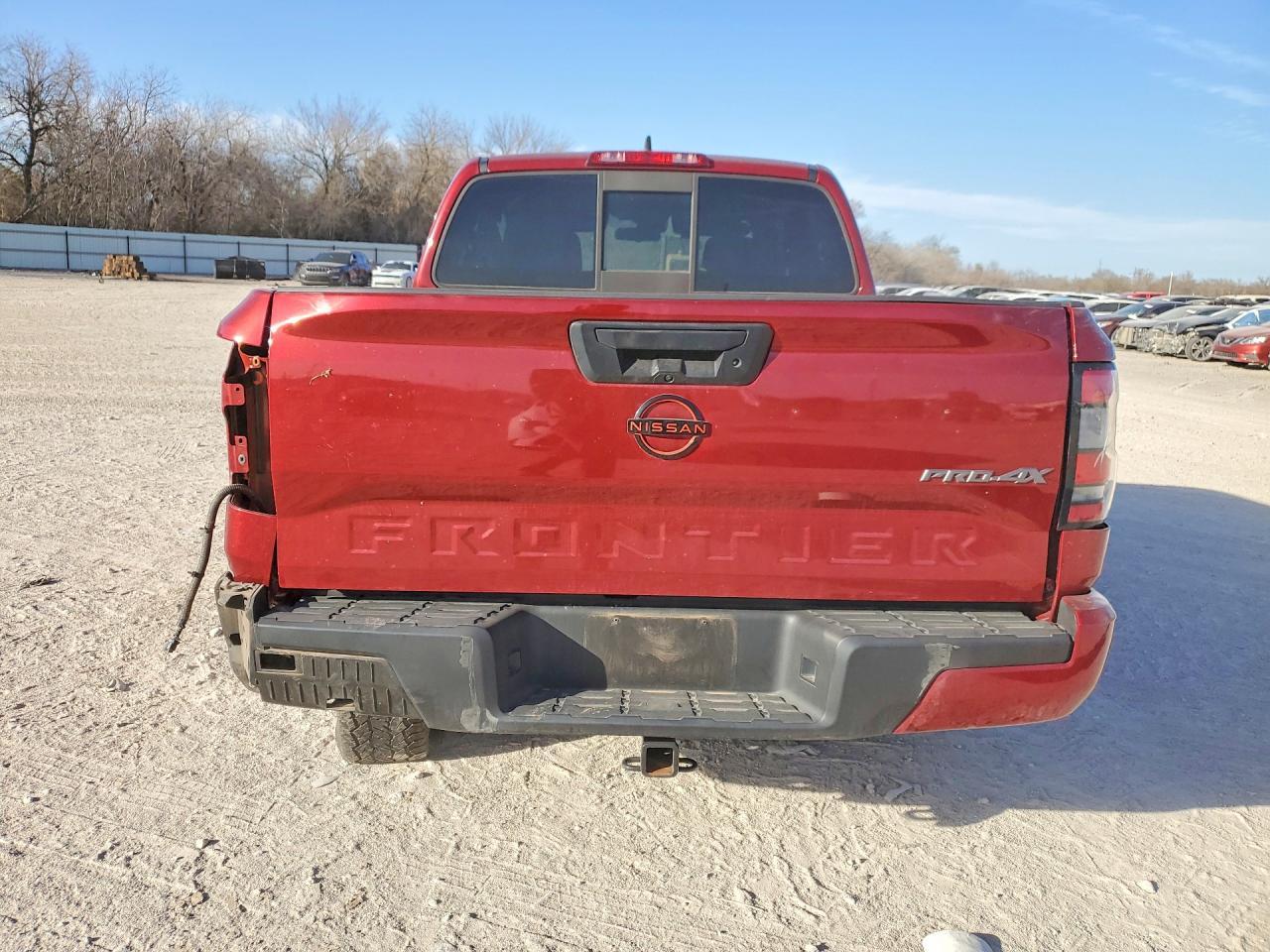 2022 NISSAN Frontier