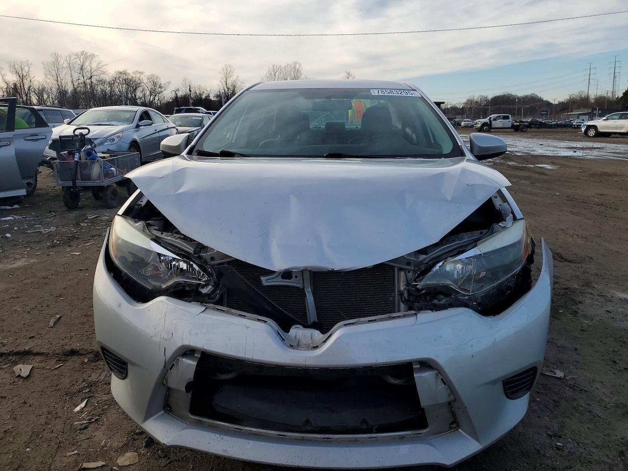 2015 TOYOTA COROLLA