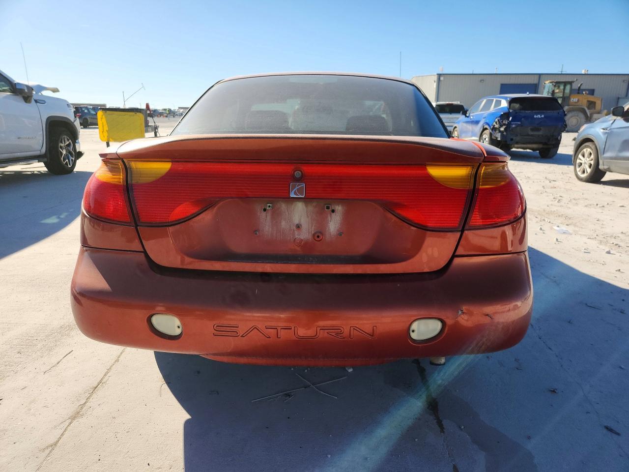 2002 SATURN Sc2