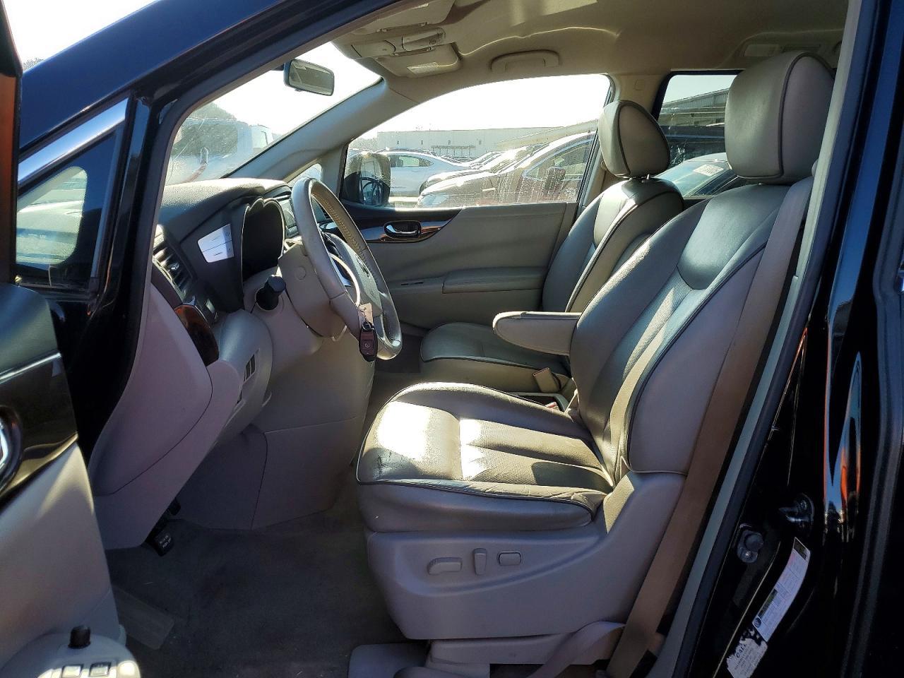 2013 NISSAN Quest