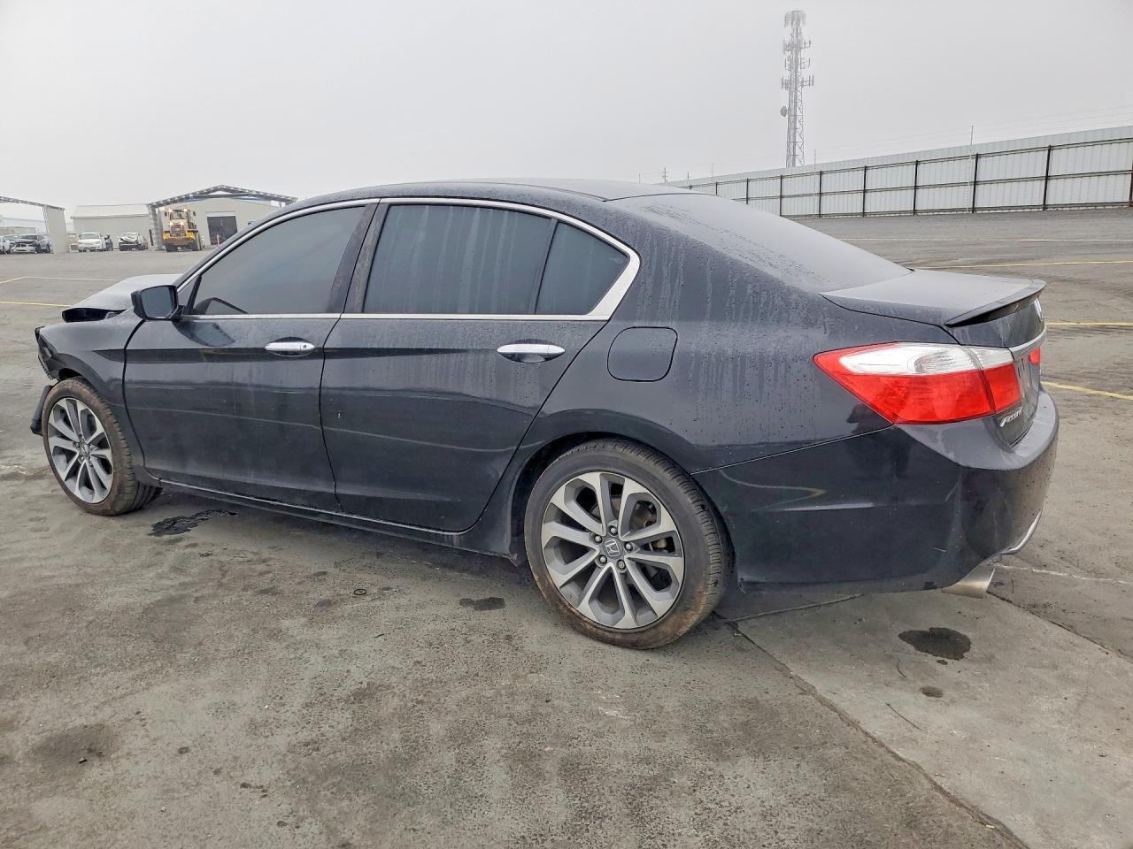 2015 HONDA ACCORD