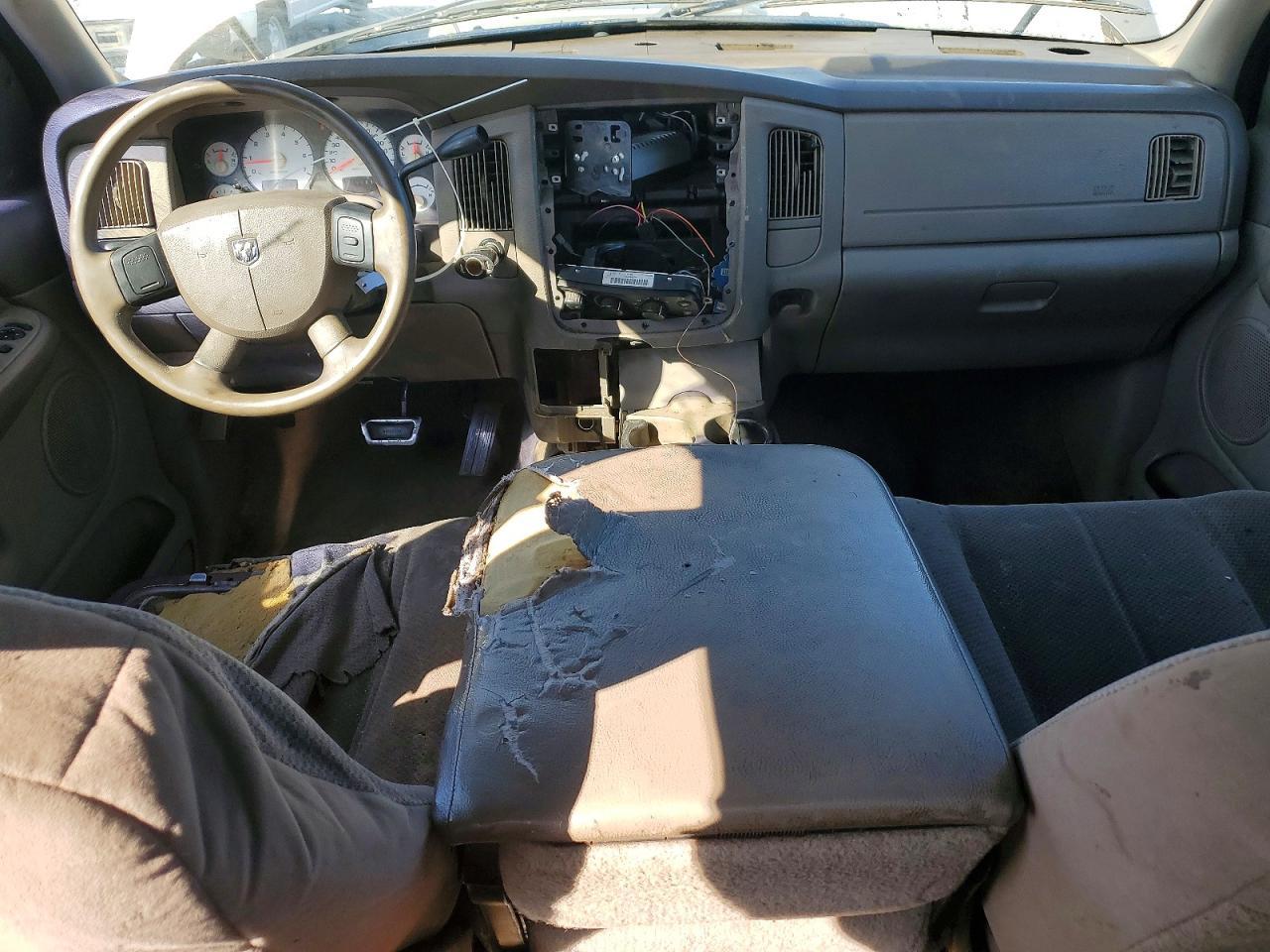 2004 DODGE RAM 1500