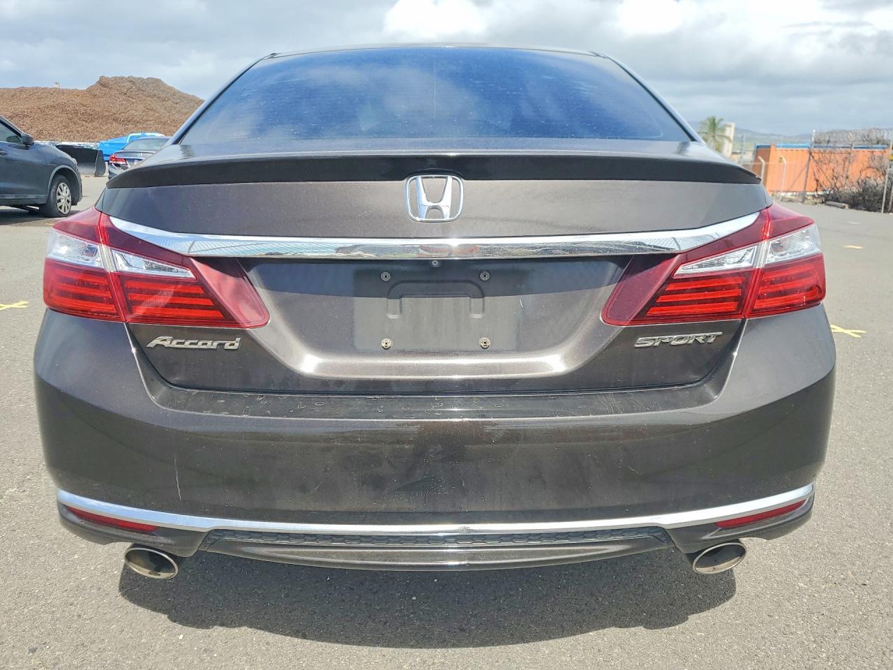 2016 HONDA ACCORD