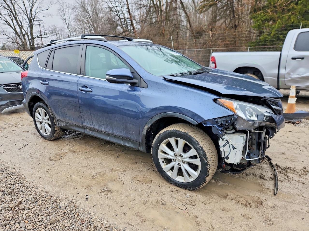 2013 TOYOTA RAV4