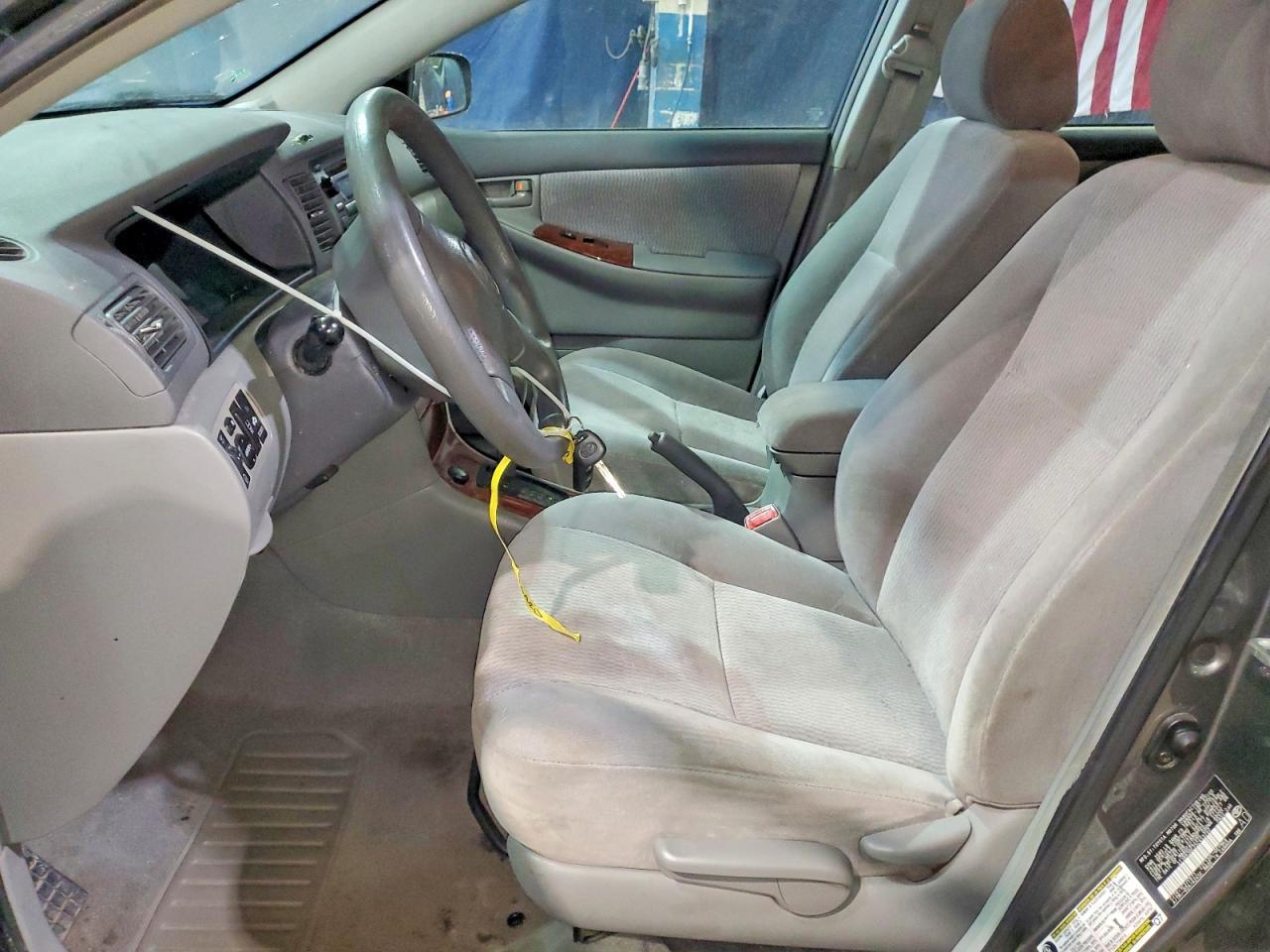 2005 TOYOTA COROLLA