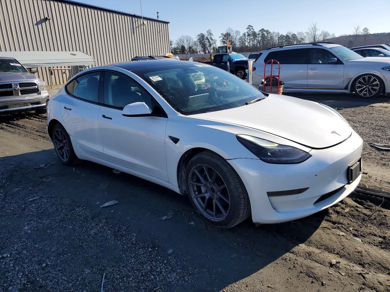 2021 TESLA MODEL 3