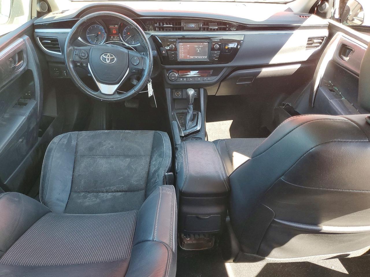 2015 TOYOTA COROLLA