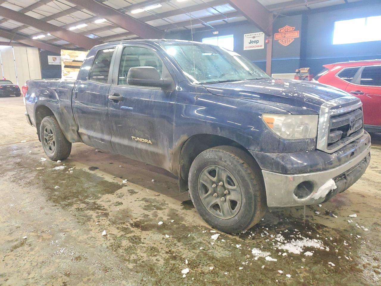 2011 TOYOTA TUNDRA
