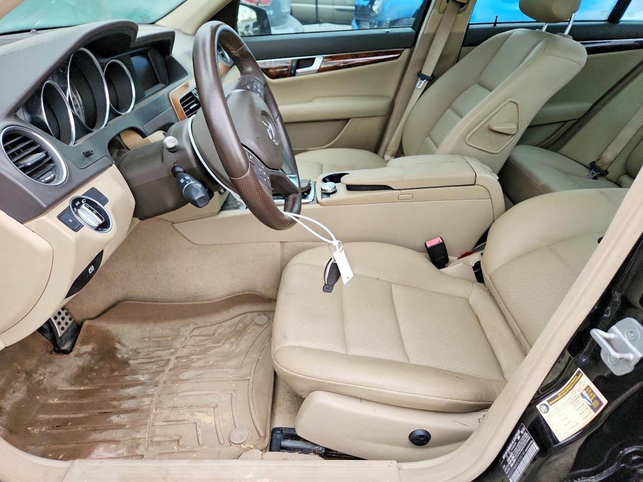 2012 MERCEDES-BENZ C-CLASS