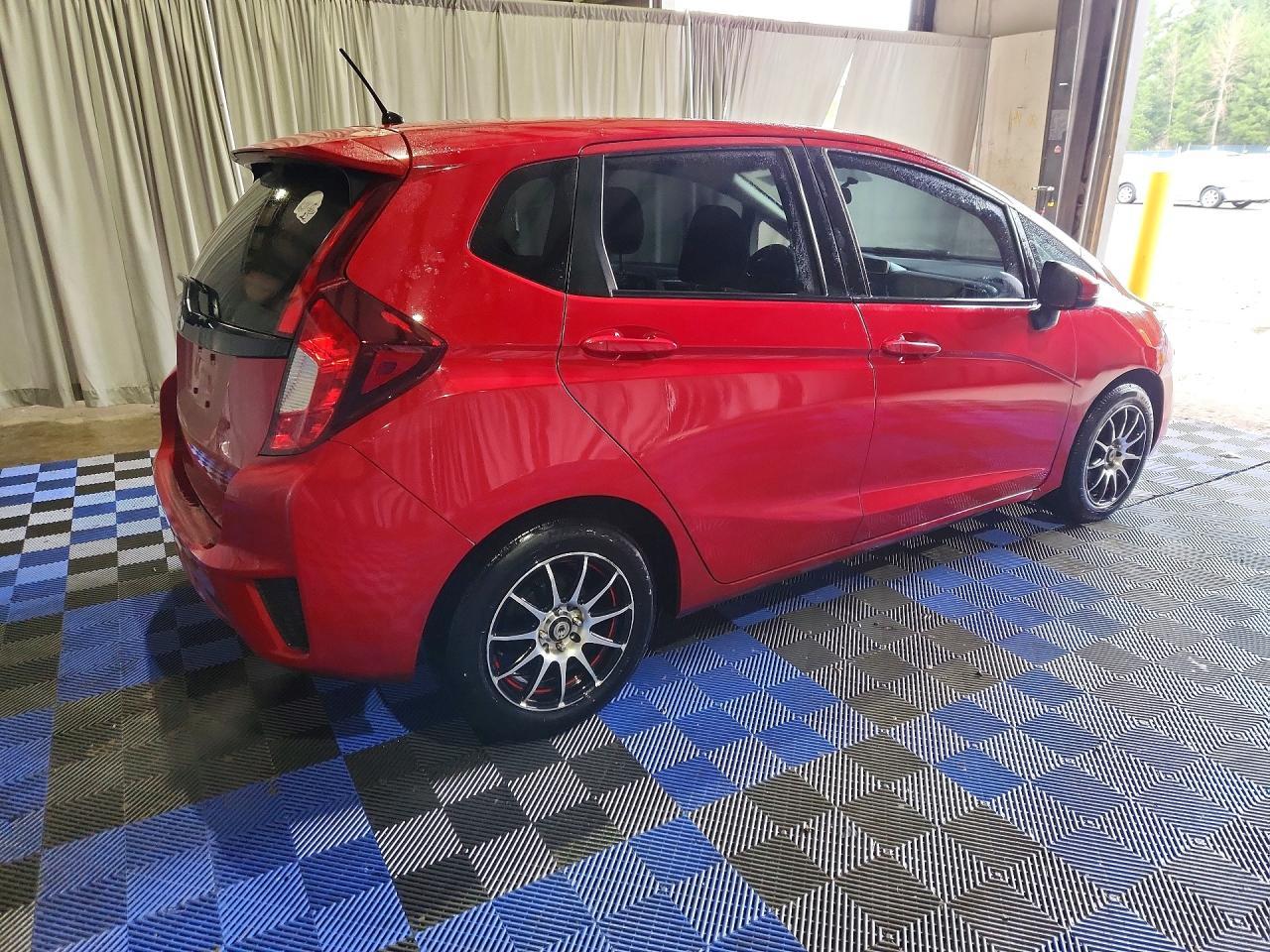 2016 HONDA FIT