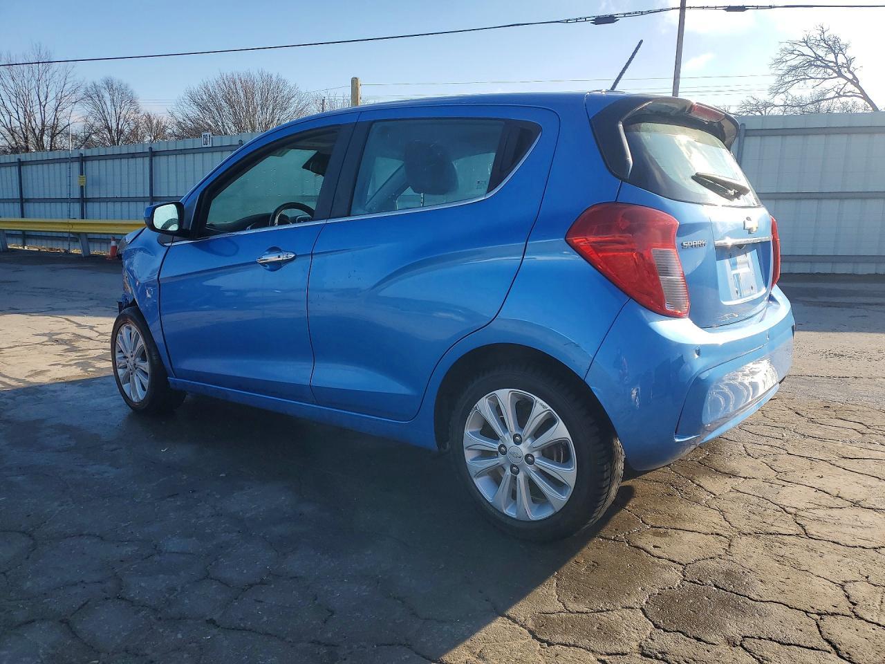 2017 CHEVROLET Spark