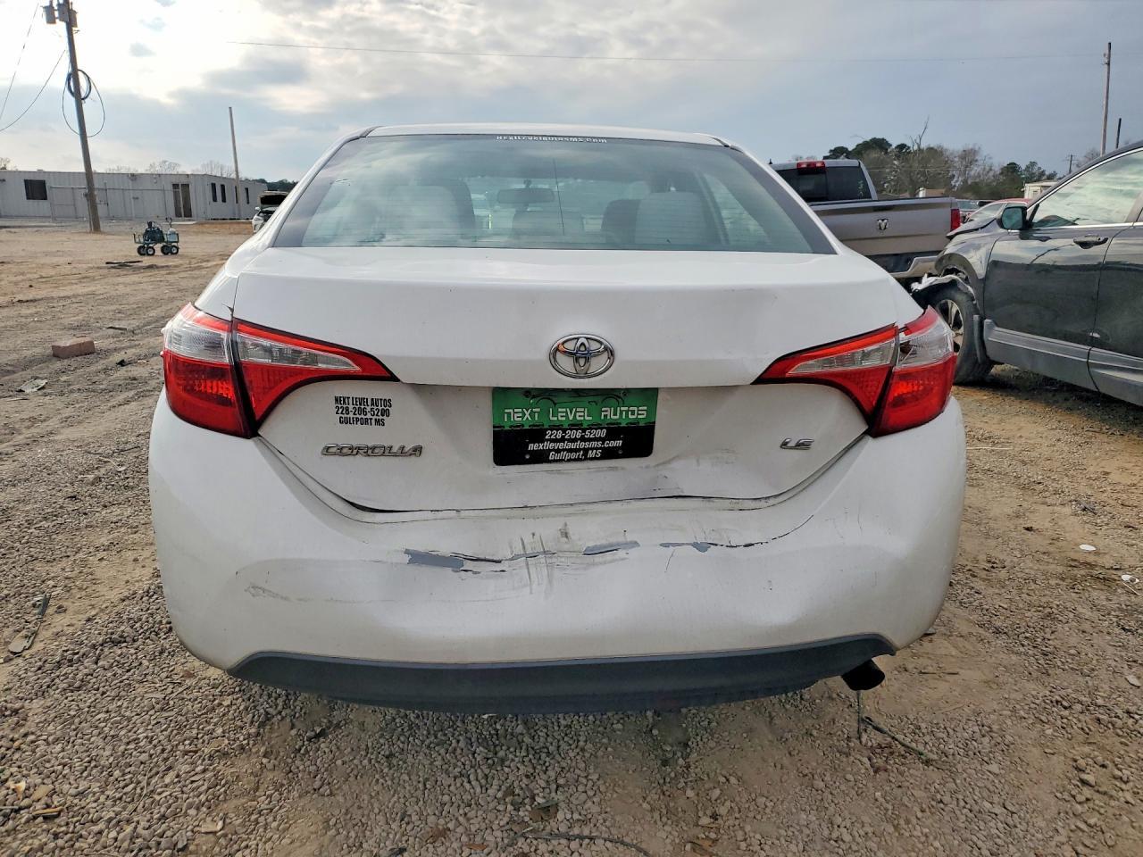 2015 TOYOTA COROLLA