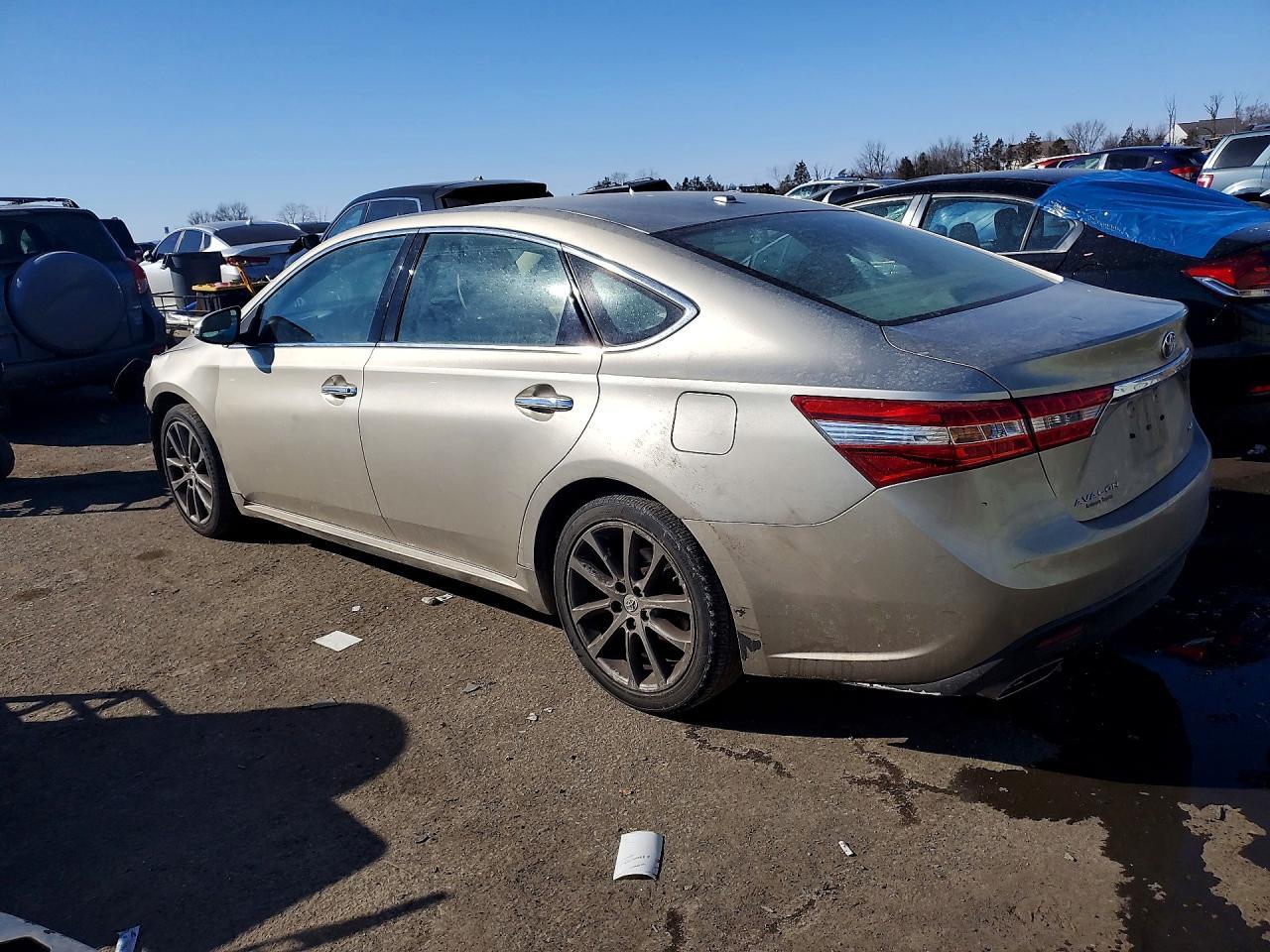 2014 TOYOTA Avalon