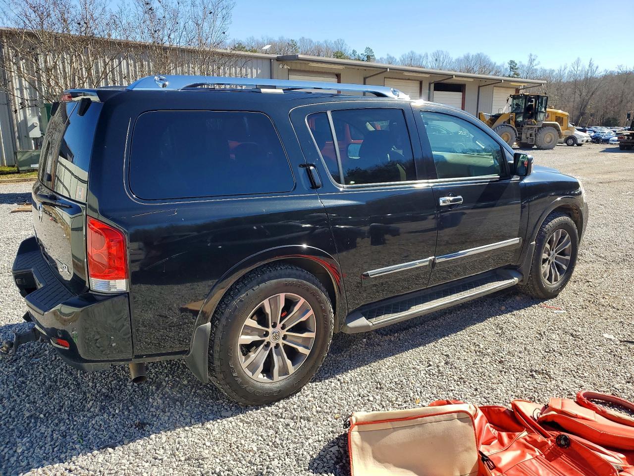 2015 NISSAN Armada