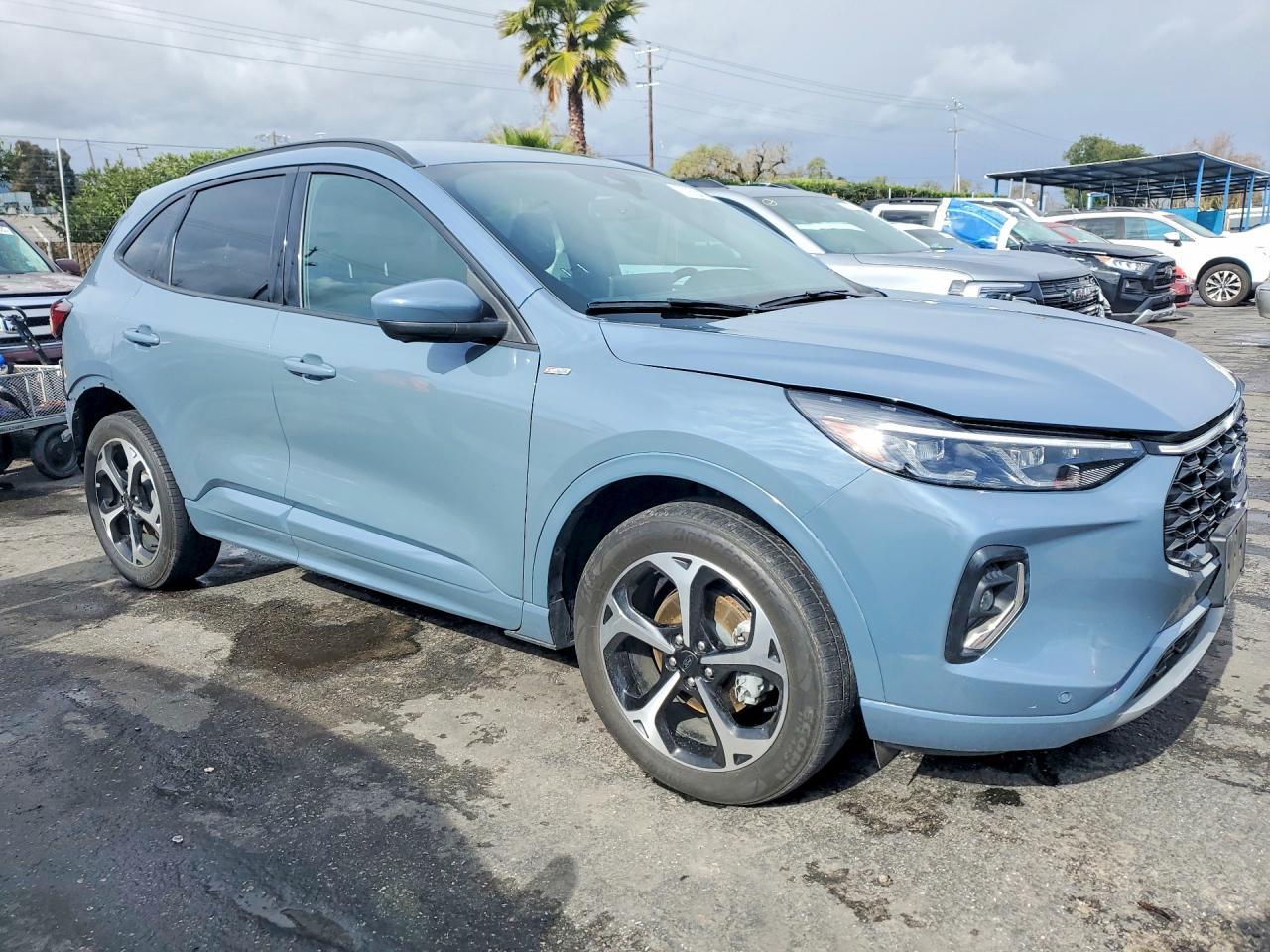2023 FORD ESCAPE