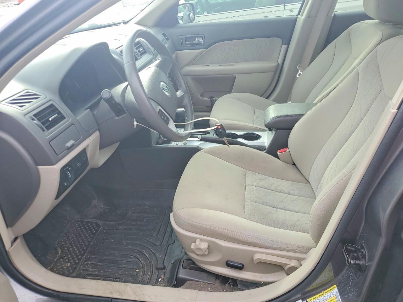 2010 MERCURY Milan