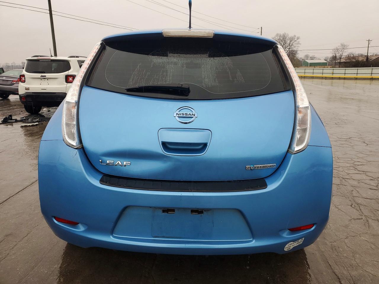 2013 NISSAN LEAF