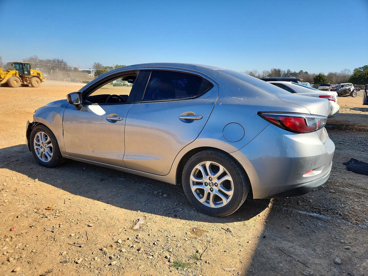 2016 TOYOTA SCION