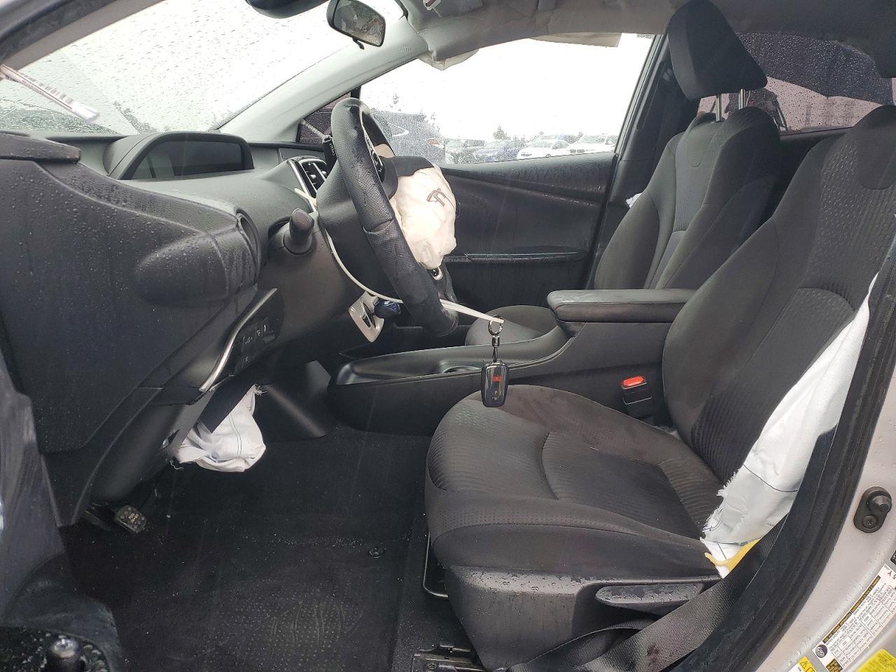 2018 TOYOTA PRIUS