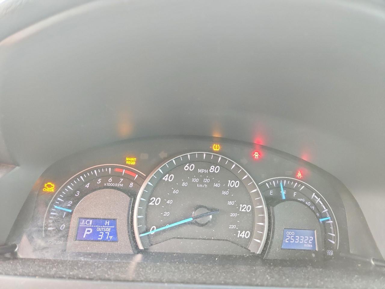 2012 TOYOTA CAMRY