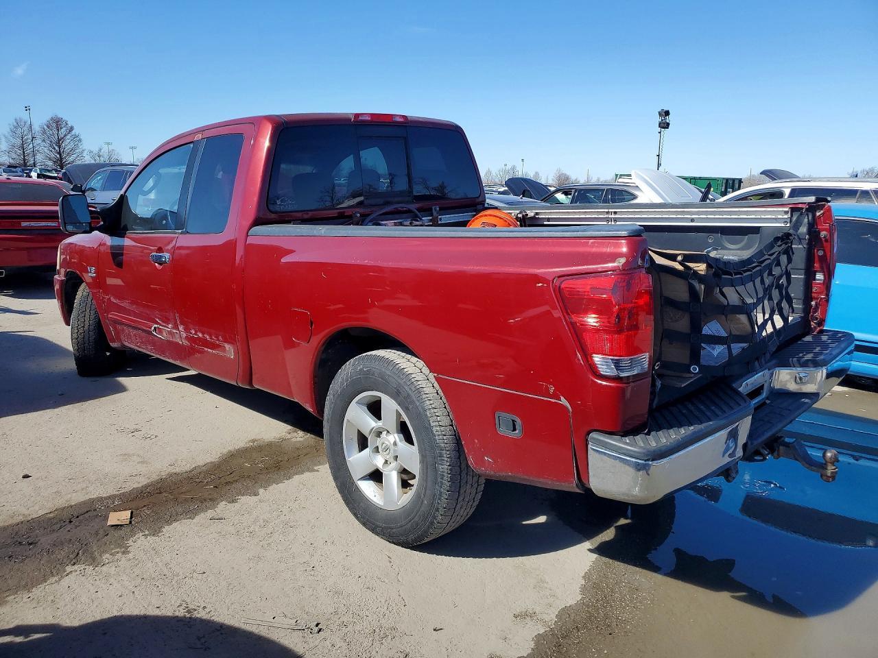 2004 NISSAN Titan