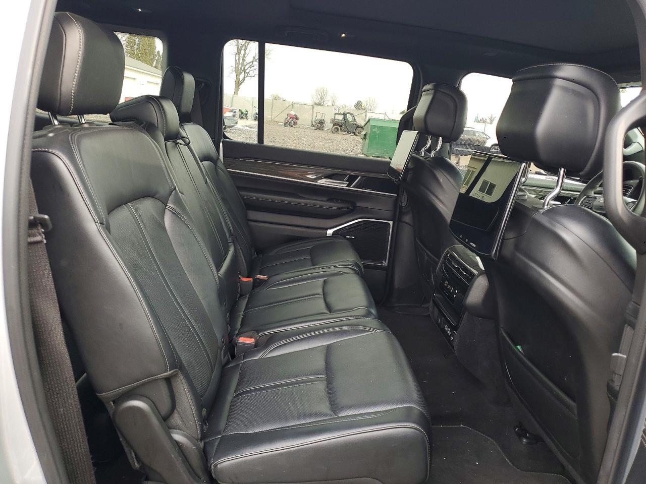 2022 JEEP Wagoneer