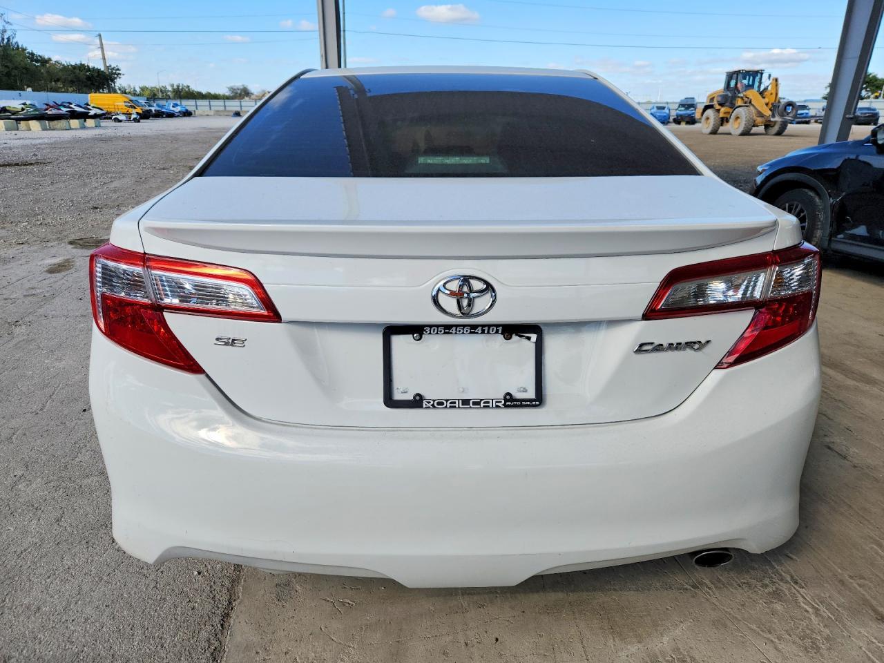 2013 TOYOTA CAMRY