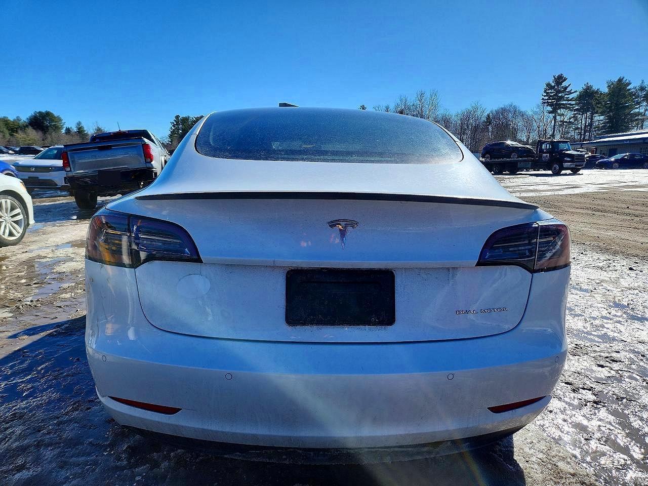 2021 TESLA MODEL 3
