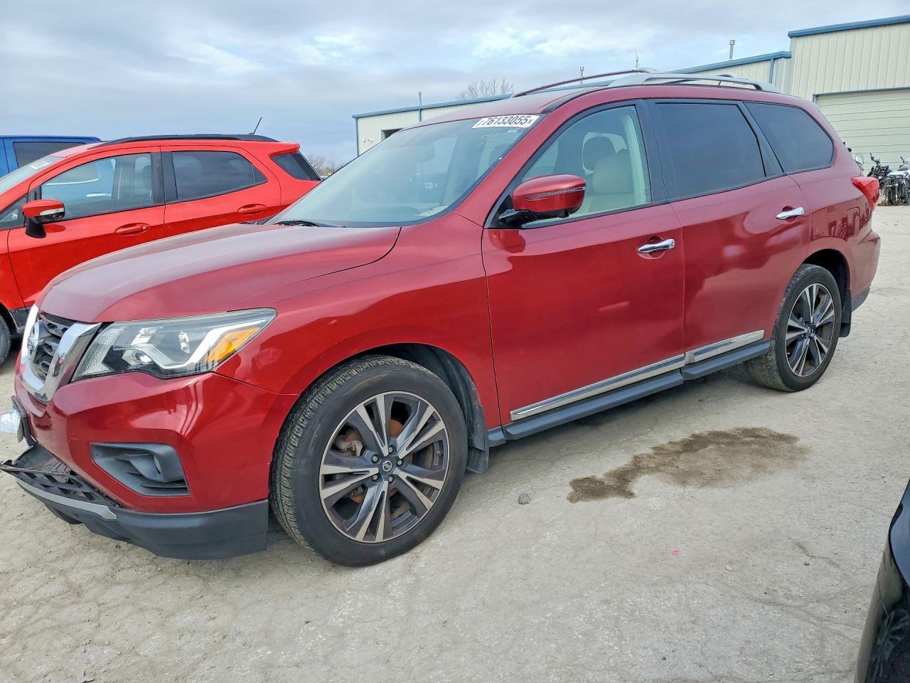 2017 NISSAN PATHFINDER