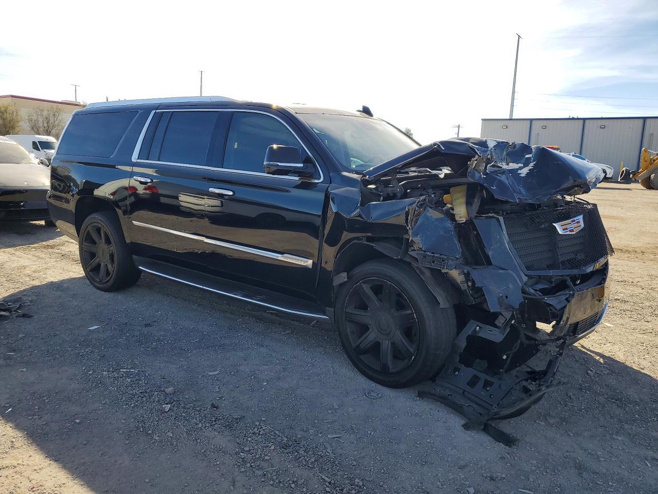 2019 CADILLAC Escalade ESV
