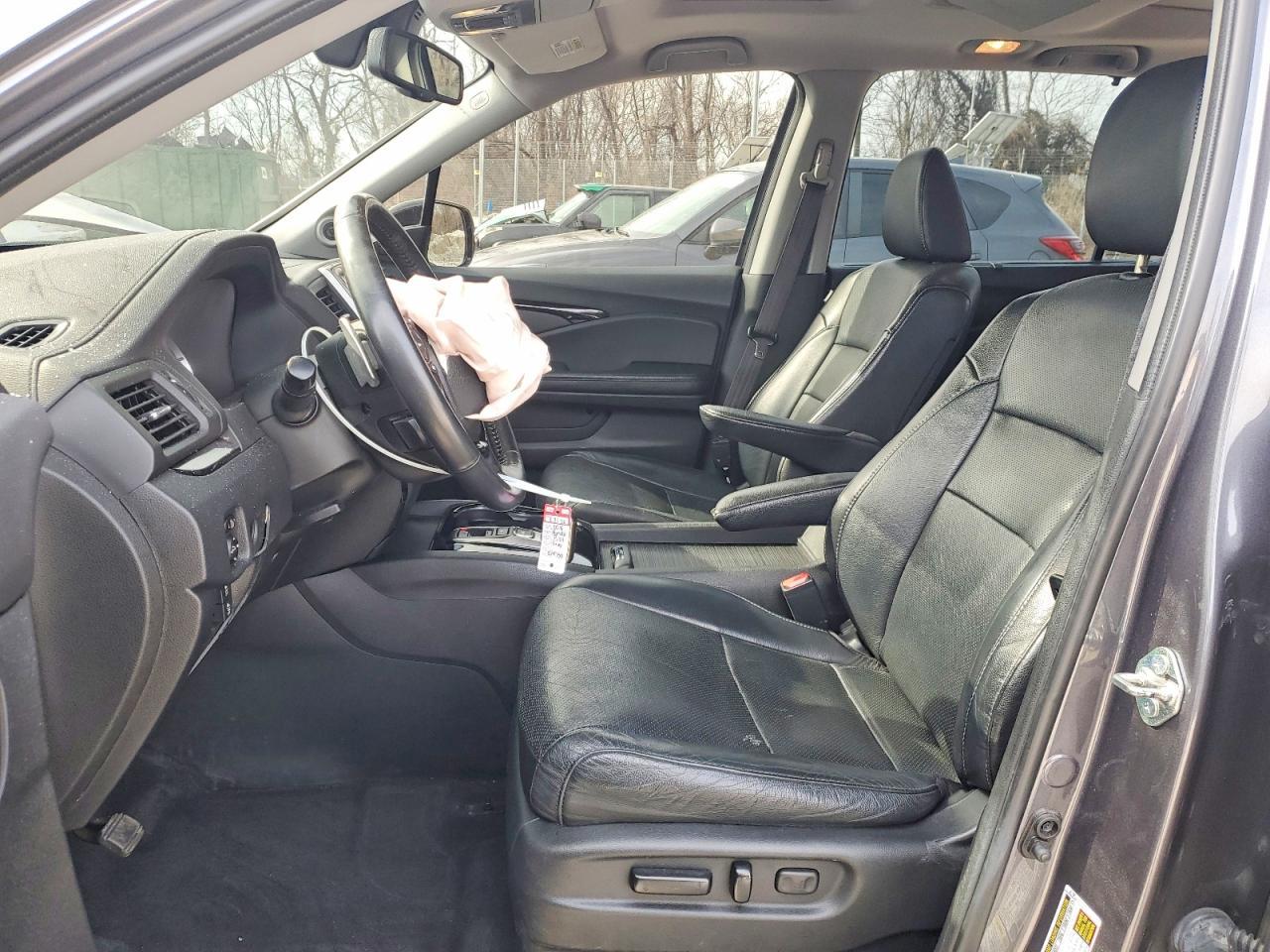 2016 HONDA PILOT