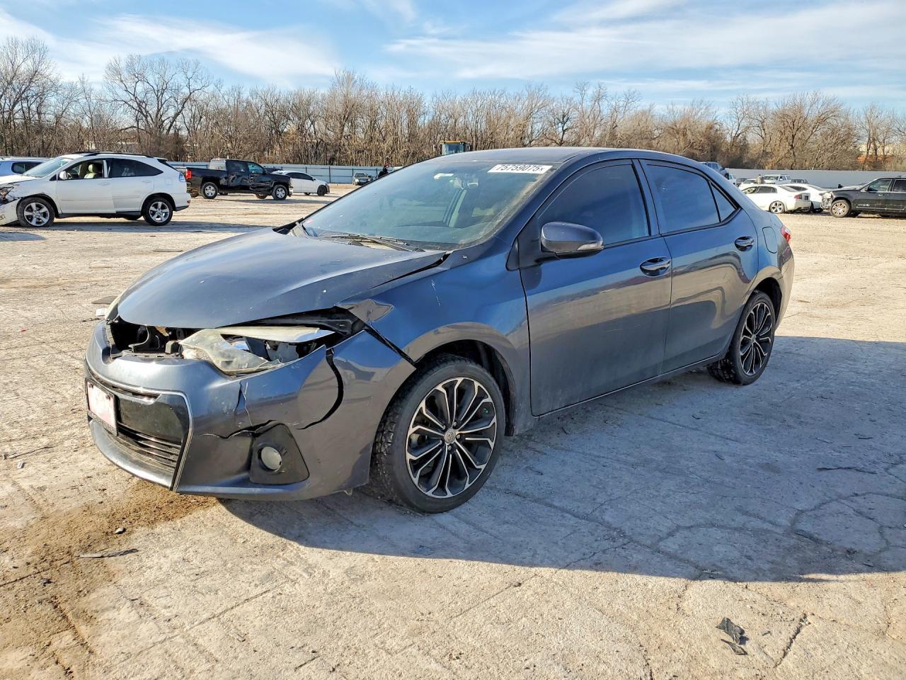 2015 TOYOTA COROLLA