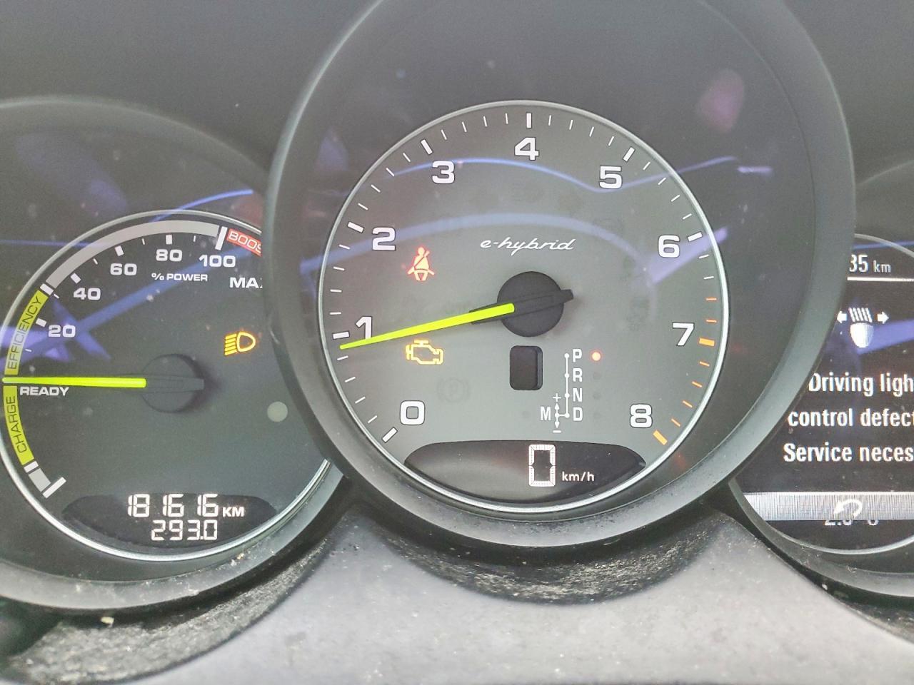2015 PORSCHE CAYENNE